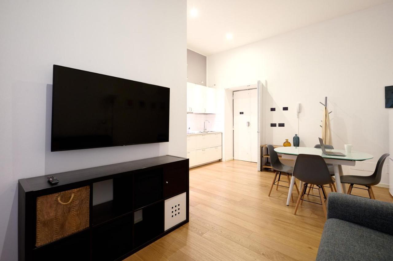 Relstay - S. Ambrogio - Charming And Modern 1Br Mediolan Zewnętrze zdjęcie